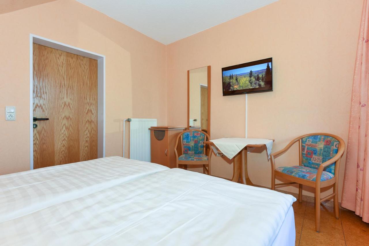 Hotel-Pension Altes Siel Bensersiel Bagian luar foto